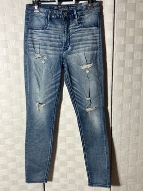 American Eagle Outfitters Medium Blue Distressed Women's Skinny Jeans